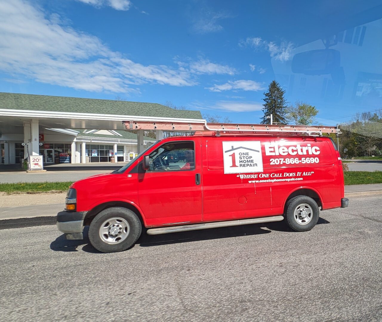 Electrical repair truck